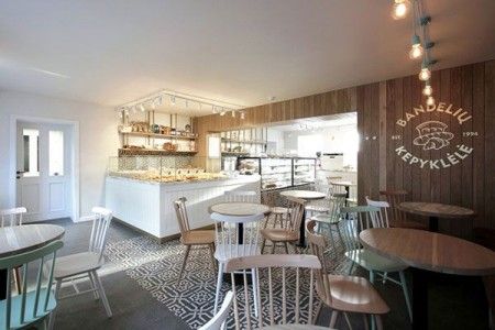 طراحی و دکوراسیون مغازه نانوایی مدرن
