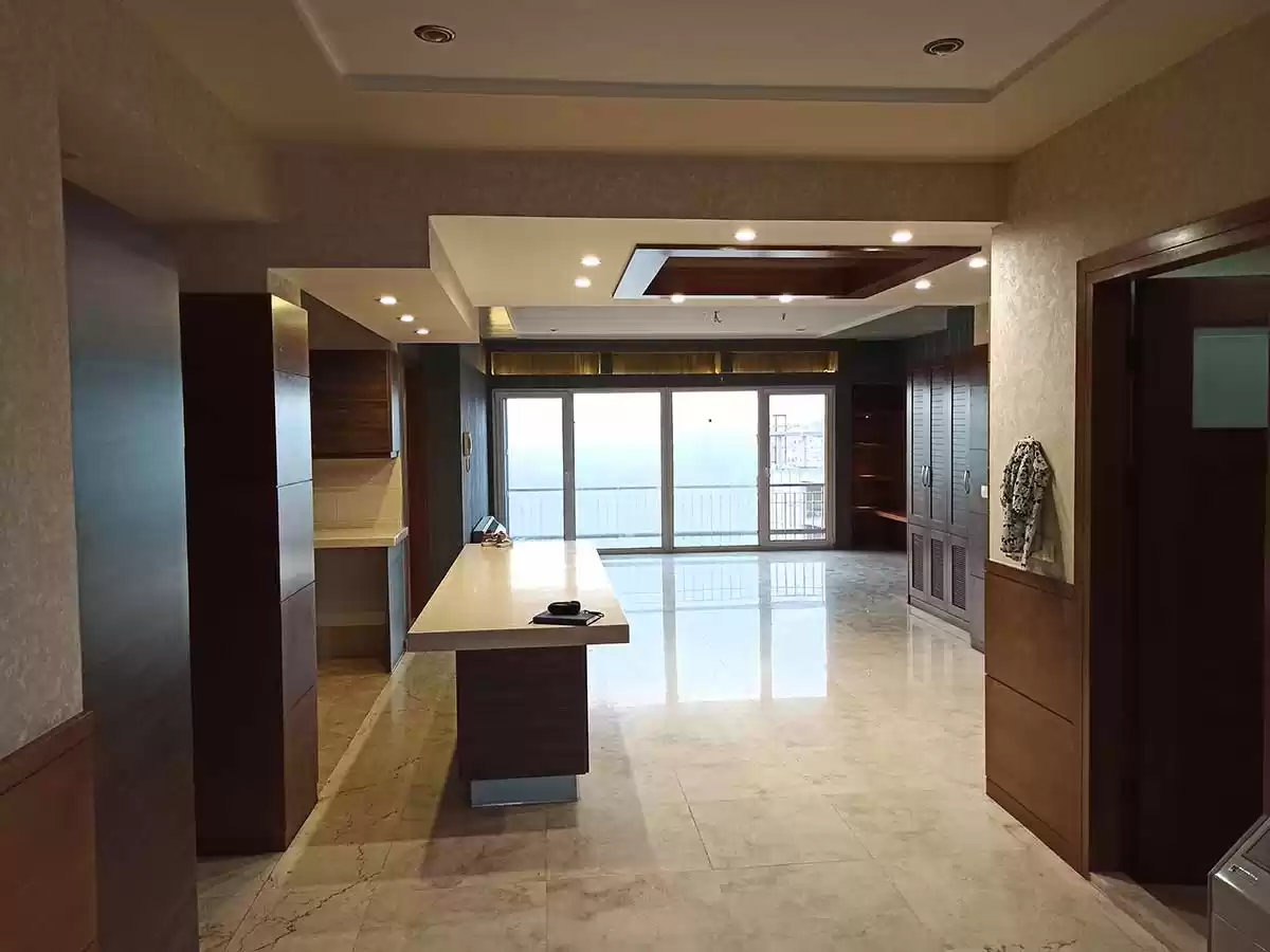 بازسازی پنت هاوس 230 متری در ناژوان اصفهان