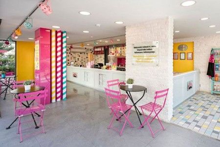 طراحی مغازه بستنی فروشی در آنتالیا
